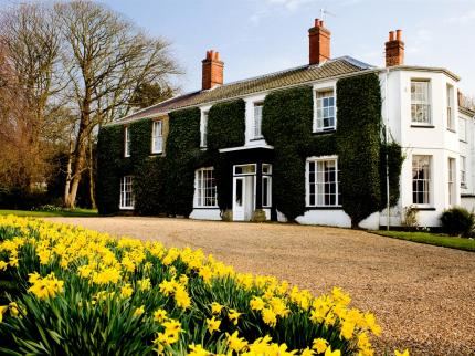 The Grove's Georgian facade and gardens